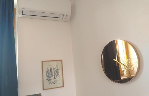 Lednice Apartment | Elegant Piano Apartment: Family-Friendly Retreat Awaits