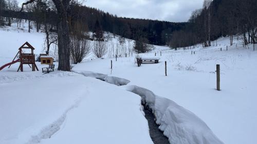 Dolni Alberice Apartment | Family-Friendly Retreat at Apartmán Teronova bouda
