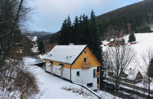 Pec pod Snezkou Apartment | Pet-Friendly TooToo Apartment in Pec pod Sněžkou