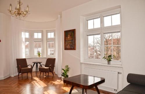 Hodonin Apartment | Family-Friendly Retreat at Apartmán u Masaryka - 4 Star
