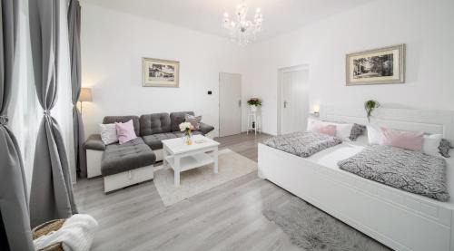 Frantiskovy Lazne Apartment | Family-Friendly Stay at Apartmán U Pramene - Rated 9.2/10