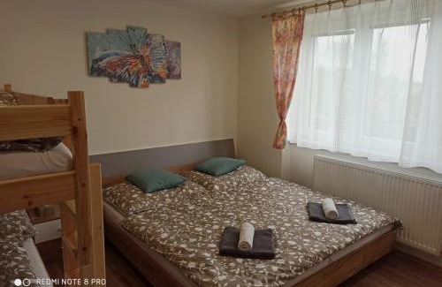 Cerna V Posumavi Apartment | Idyllic Getaway at Apartmán u Vrbů with Oceanfront Pool