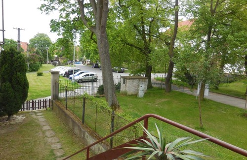 Smecno Apartment | Enjoy Family-Friendly Stays at Apartmán u zámku
