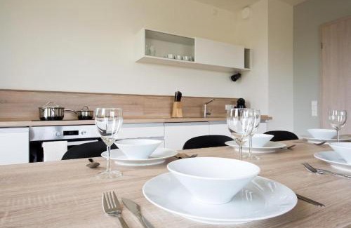 Stare Splavy Apartment | Beautiful Oceanfront Apartment in LakePark with Spa Access