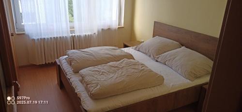 Rousinov Apartment | Apartmán V Sídlišti Rousínov