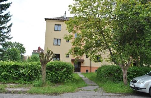 Trebon Apartment | Oceanfront Apartmán Viktorie: Family-Friendly Getaway