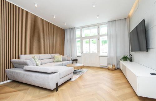 Trencin Apartment | Stylish Apartmán Vita Design: Family-Friendly Getaway