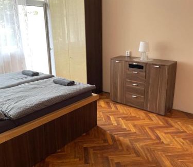 Frantiskovy Lazne Apartment | Family-Friendly Apartmán VS in Františkovy Lázně - 9.2 Rated