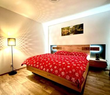 Tutleky Apartment | Experience Oceanfront Bliss at Apartmán Zlatý Dub