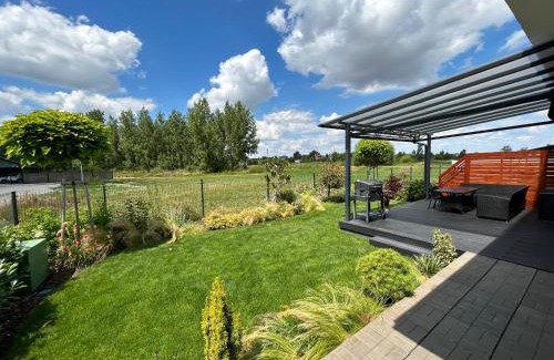 Nesvady Apartment | Top-Rated Apartmán Zuzana with Spa and Hot Tub Amenities