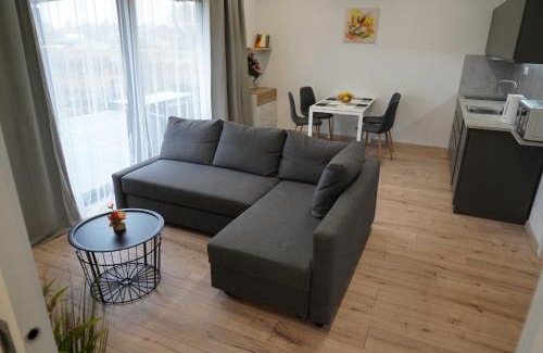Nesvady Apartment | Top-Rated Apartmán Zuzana with Spa and Hot Tub Amenities