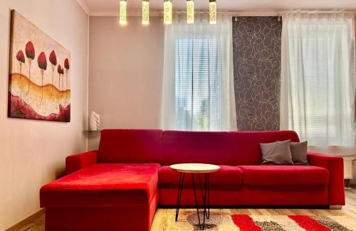 Ruzinov Apartment | Tranquil Apartment with Free Parking - Guest Rated 9.6/10