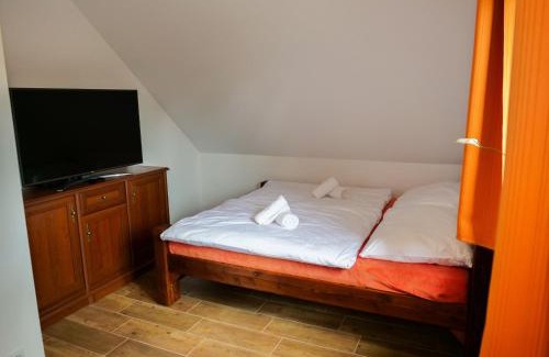 Sec Apartment | Family-Friendly Retreat at Apartmánový dům 13