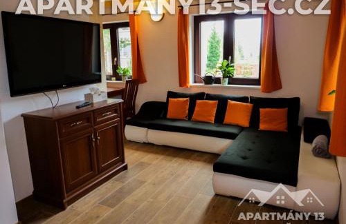 Sec Apartment | Family-Friendly Retreat at Apartmánový dům 13