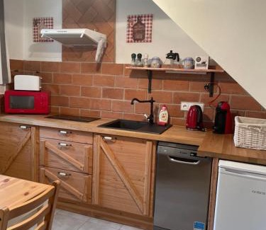 Trebon Apartment | Cozy Apartmány Žlutý domeček with Pet-Friendly Amenities