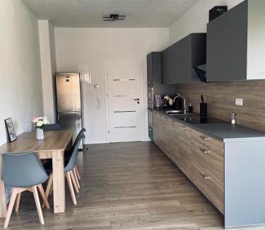 Velka Lomnica Apartment | Family-Friendly Getaway at Apartmány 400 - Rated 9.6/10