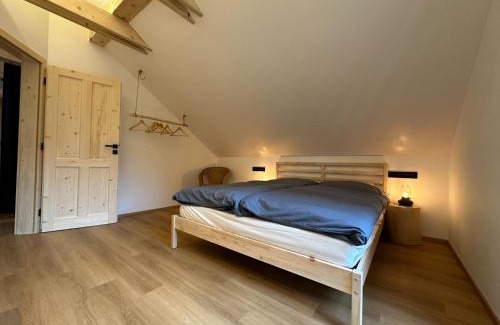 Mala Moravka Apartment | Inviting Montanus Apartments with Oceanfront Spa Amenities