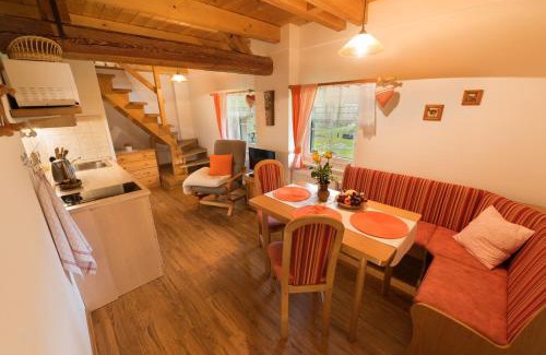 Adrspach Apartment | Highly Rated Penzion Adršpach "U Kozárů" with Pool Access