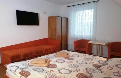 Liptovsky Trnovec Apartment | Oceanfront Family Getaway at Apartmány AQUAVILLA