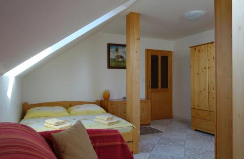 Horni Plana Apartment | Pet-Friendly Apartmány Arnika: Guest Rated 9.6/10
