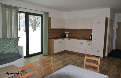Suchdol nad Luznici Apartment | Exceptional Apartments in Benátky with Perfect Ratings