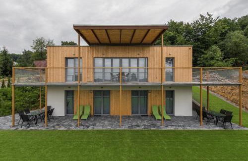 Holcikovce House | Family-Friendly Apartmány DOMA Domaša with Ocean Views