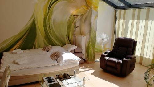 Dacice Apartment | Top-Rated Apartmány Duo with Pool & Family-Friendly Amenities