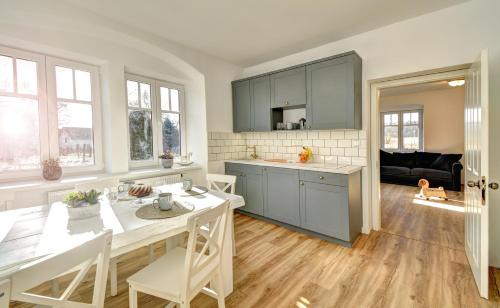 Chlum u Trebone Apartment | Family-Friendly Apartmány Hájovna with Pet Amenities