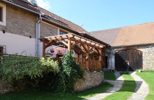 Micovice Apartment | Family-Friendly Stay at Apartmány Kamenka - Rated 9.9/10