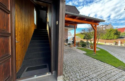 Karlovy Vary Apartment | Cozy Apartmány Karlovy Vary with Oceanfront Views