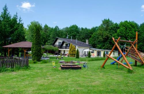 Celadna Apartment | Exceptional Stay at Apartmány LIZARD with Family Amenities