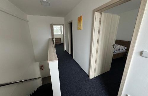 Podivin Apartment | Pet-Friendly Apartmány Miromar with Pool & Restaurant