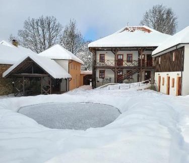 Horni Plana Apartment | Pet-Friendly Stay at Apartmány Pernek: Guest Rated 9.5/10