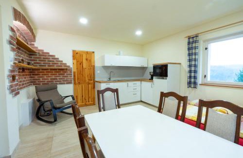 Hrensko Apartment | Pet-Friendly Retreat at Apartmány Petra with Breakfast Included
