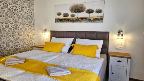 Lednice Apartment | Exceptional Oceanfront Stay at Apartmány Podzámčí