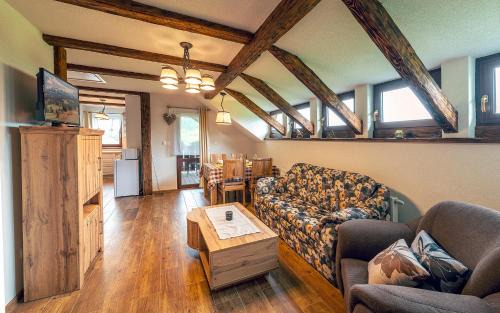 Spisska Stara Ves Apartment | Discover Apartmány pri Dunajci: Pool, Hot Tub & More!