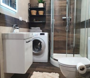 Dolni Rychnov Apartment | Eco-Friendly Apartmány Silvestr with Hot Tub & Family Amenities