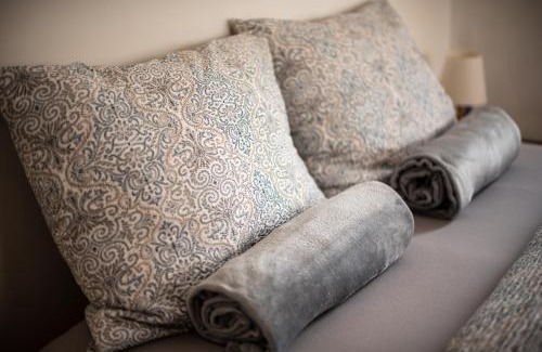 Horni Radechova Apartment | Family-Friendly Stay at Apartmány Slavíkov - Guest Rated 9.8
