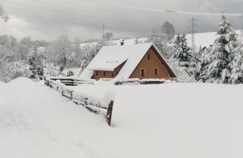 Kunratice House | Family-Friendly Apartmány Studený with Hot Tub and Kitchen