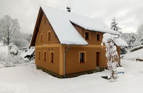Kunratice House | Family-Friendly Apartmány Studený with Hot Tub and Kitchen