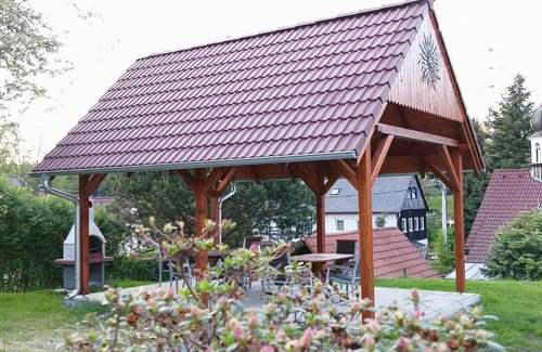 Kunratice House | Family-Friendly Apartmány Studený with Hot Tub and Kitchen