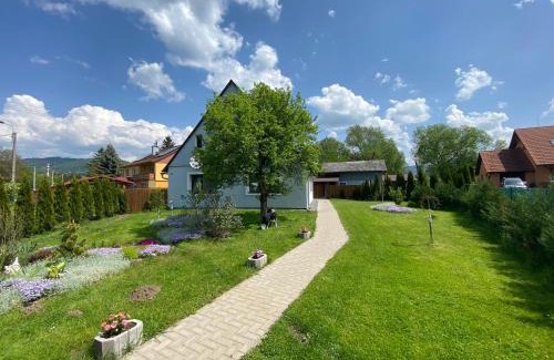 Rapotin House | Unforgettable Stay at Apartmány U Jeřábků with Ocean View