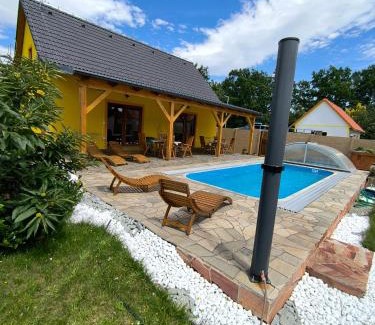 Luznice Apartment | Premium Stay at Apartmány u Kameníka - Třeboň with Ocean View
