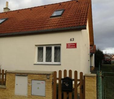 Kajov Apartment | Discover Apartmány U Krumlova: Family-Friendly Retreat
