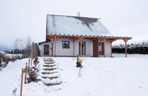 Dolni Morava Apartment | Highly Rated Apartmány Matěj with Hot Tub & Breakfast