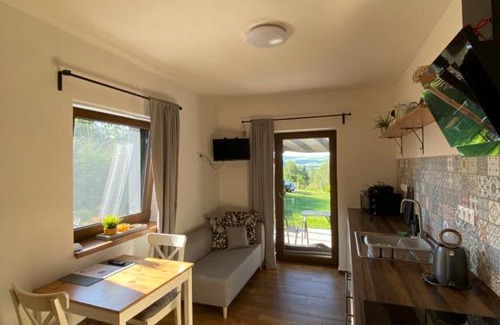 Dolni Morava Apartment | Highly Rated Apartmány Matěj with Hot Tub & Breakfast