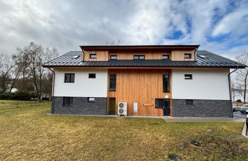 Cerna V Posumavi Apartment | Seaside Retreat at Apartmány u pláže Lipna - Malé Lipno