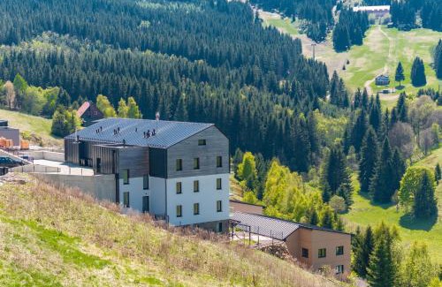 Loucna Pod Klinovcem Apartment | Child-Friendly Apartmány Vista Klínovec with Great Reviews