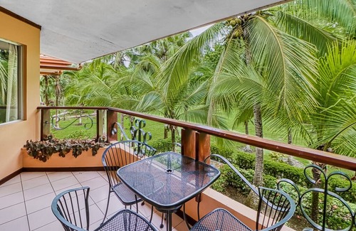 Damas Apartment | Luxury Apartment with Pool & Family-Friendly Amenities