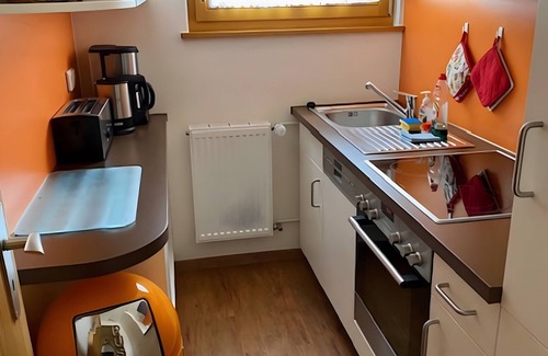 Hierholz Apartment | Apartment '5' with Shared Terrace, Balcony and Wi-Fi